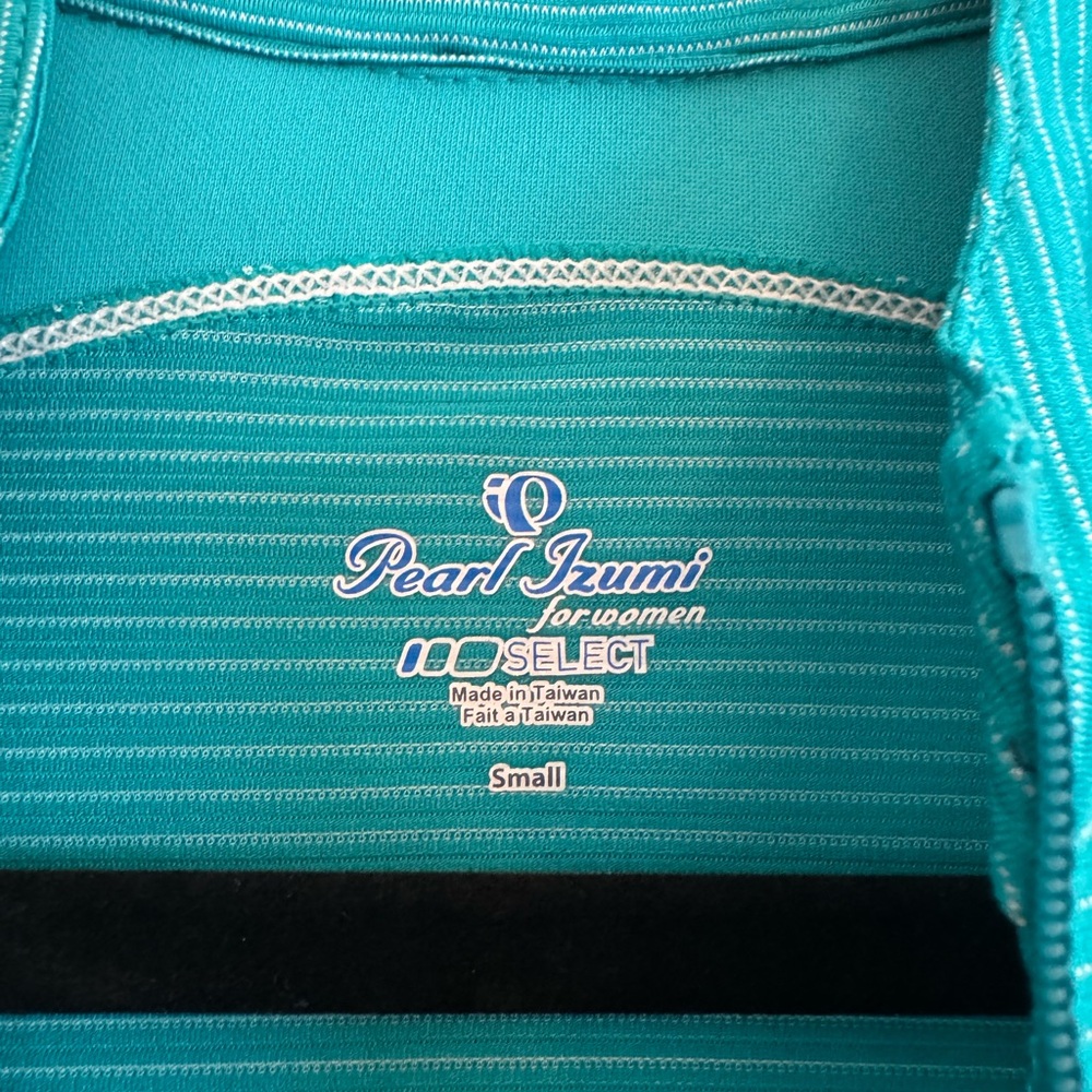 Pearl Izumi Women’s Blue Cycling Shirt - Picture 3 of 6
